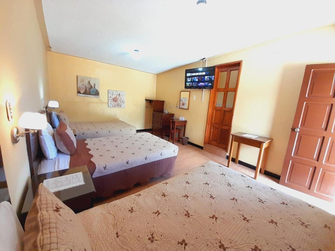Hotel Y Restaurante Villa Esmeralda Quetzaltenango Buitenkant foto