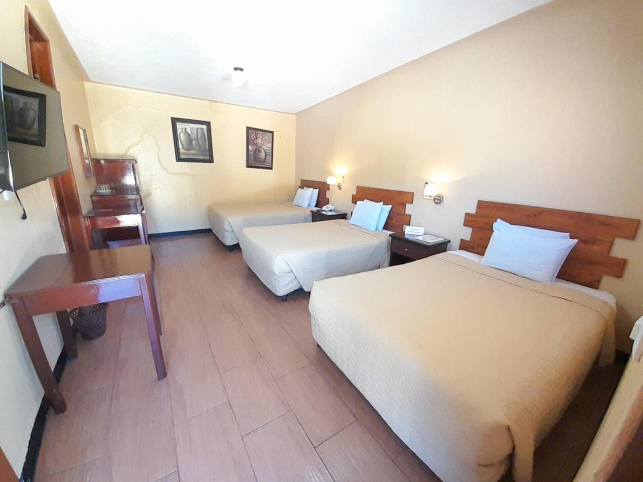 Hotel Y Restaurante Villa Esmeralda Quetzaltenango Buitenkant foto