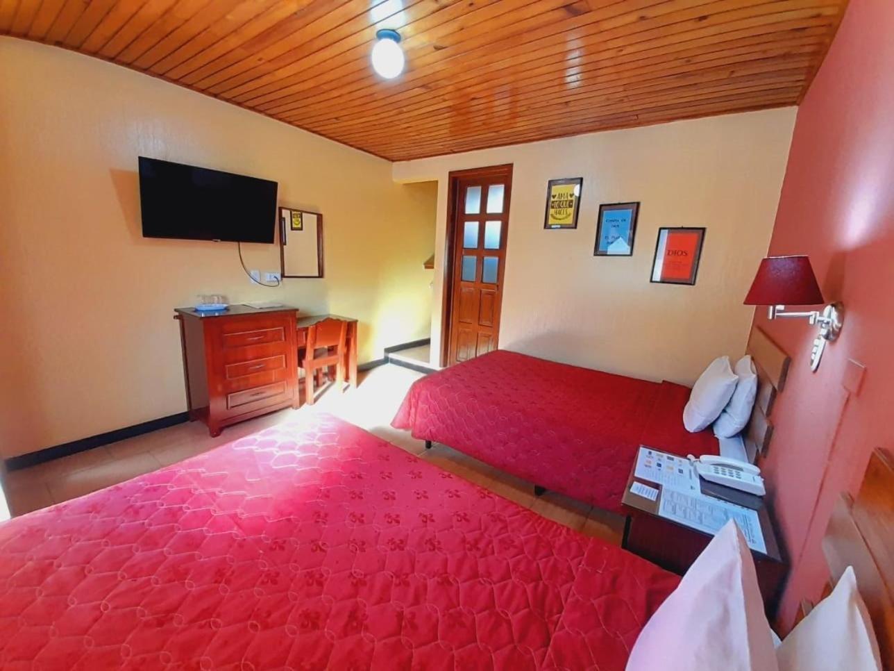 Hotel Y Restaurante Villa Esmeralda Quetzaltenango Buitenkant foto