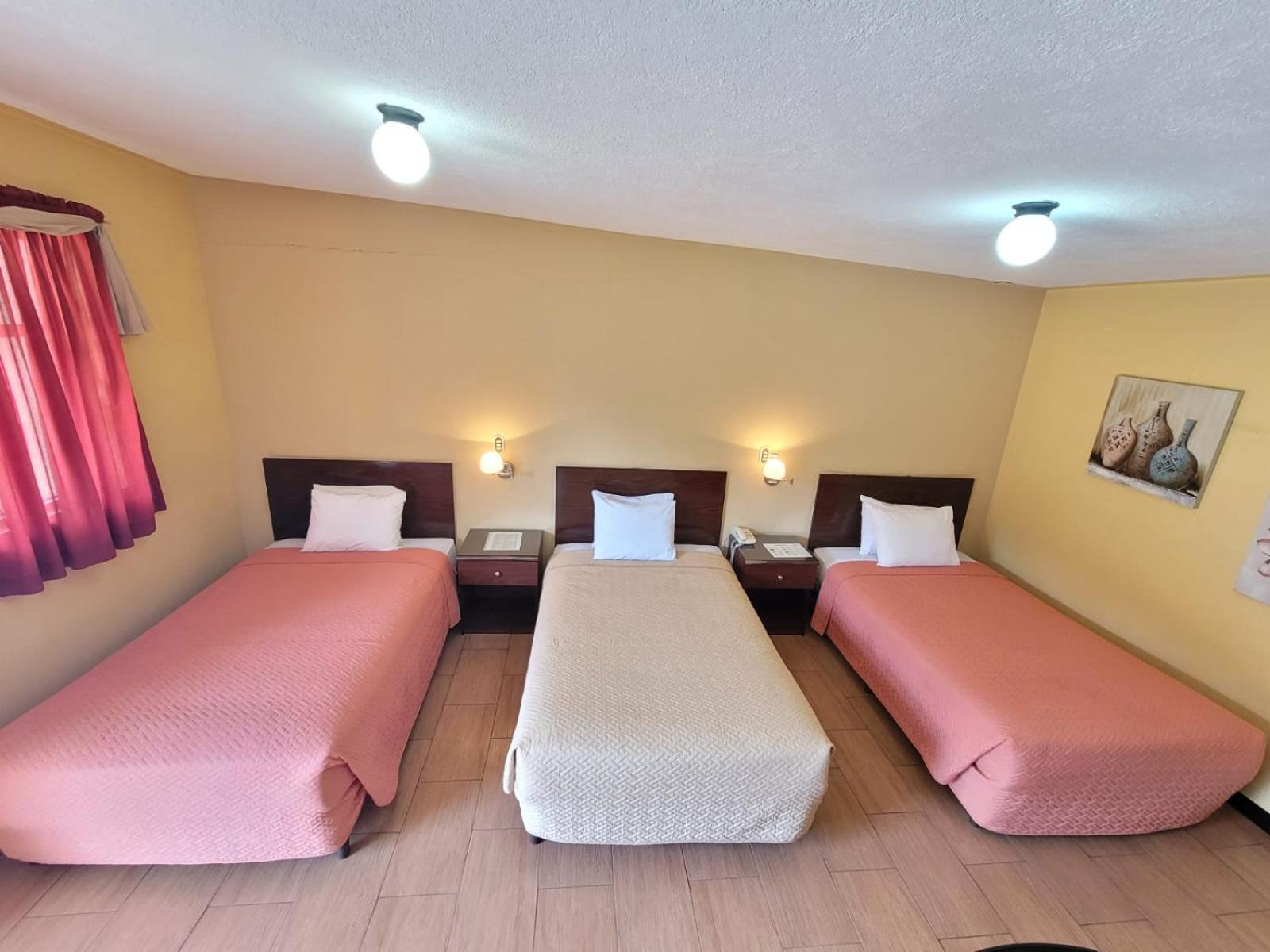 Hotel Y Restaurante Villa Esmeralda Quetzaltenango Buitenkant foto