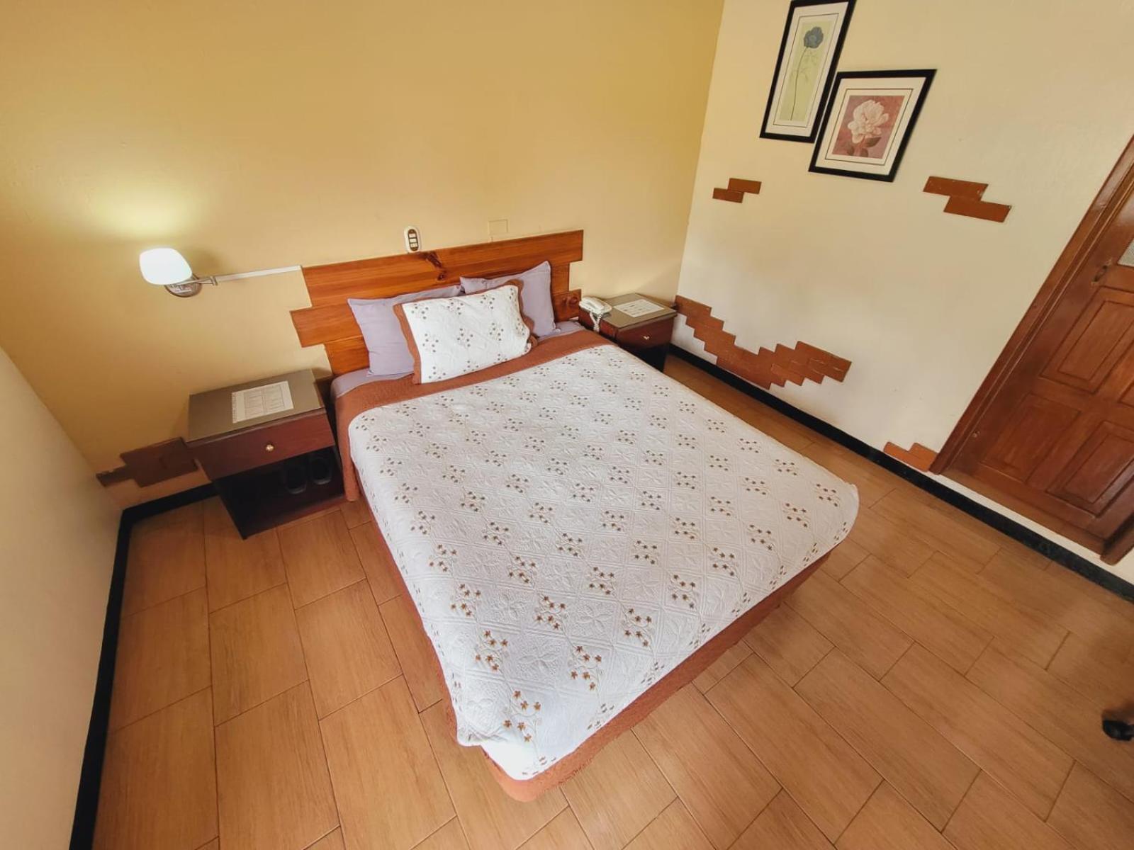 Hotel Y Restaurante Villa Esmeralda Quetzaltenango Buitenkant foto